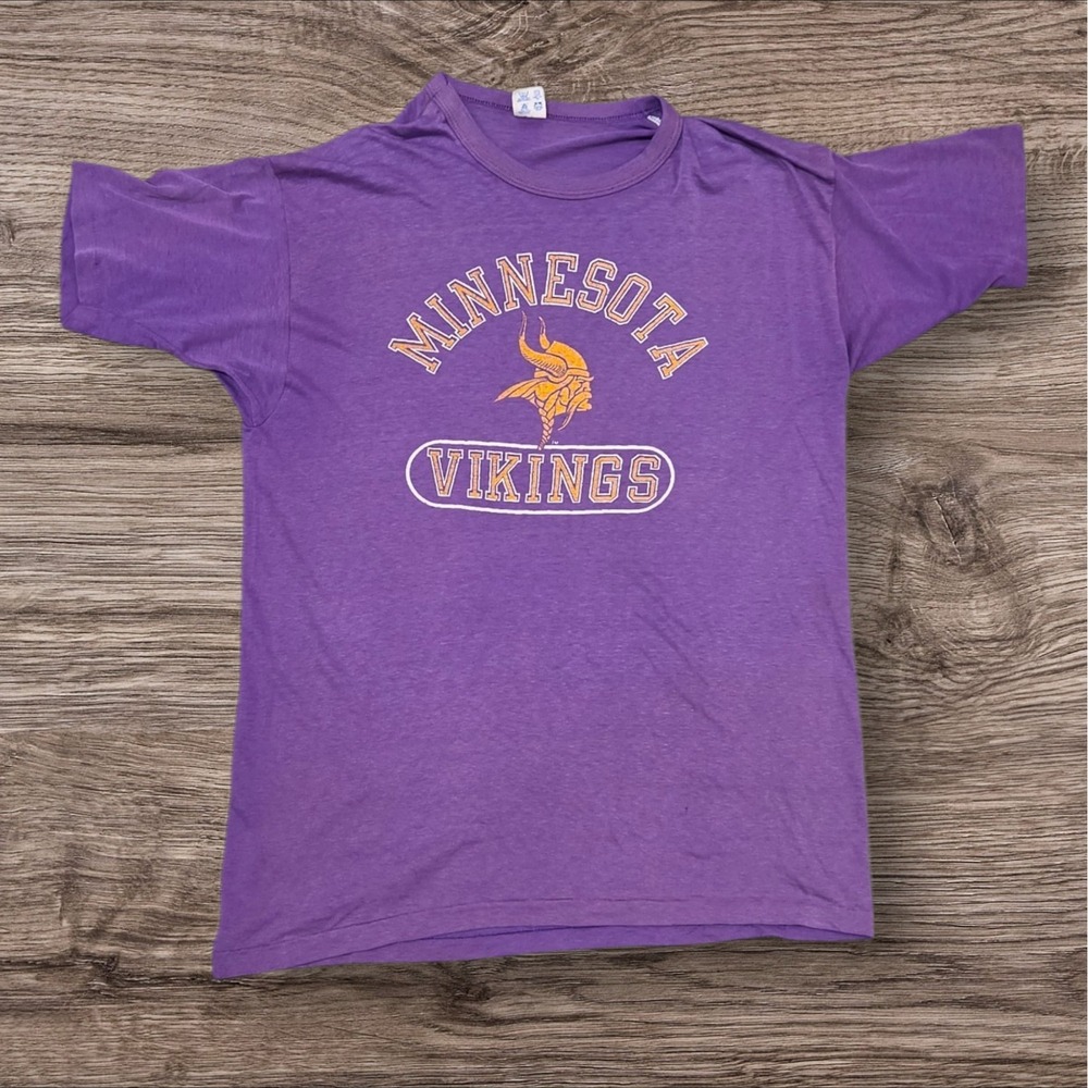 Vintage Champion Minnesota Vikings T-Shirt XL Purple NFL Made in USA Blue Bar